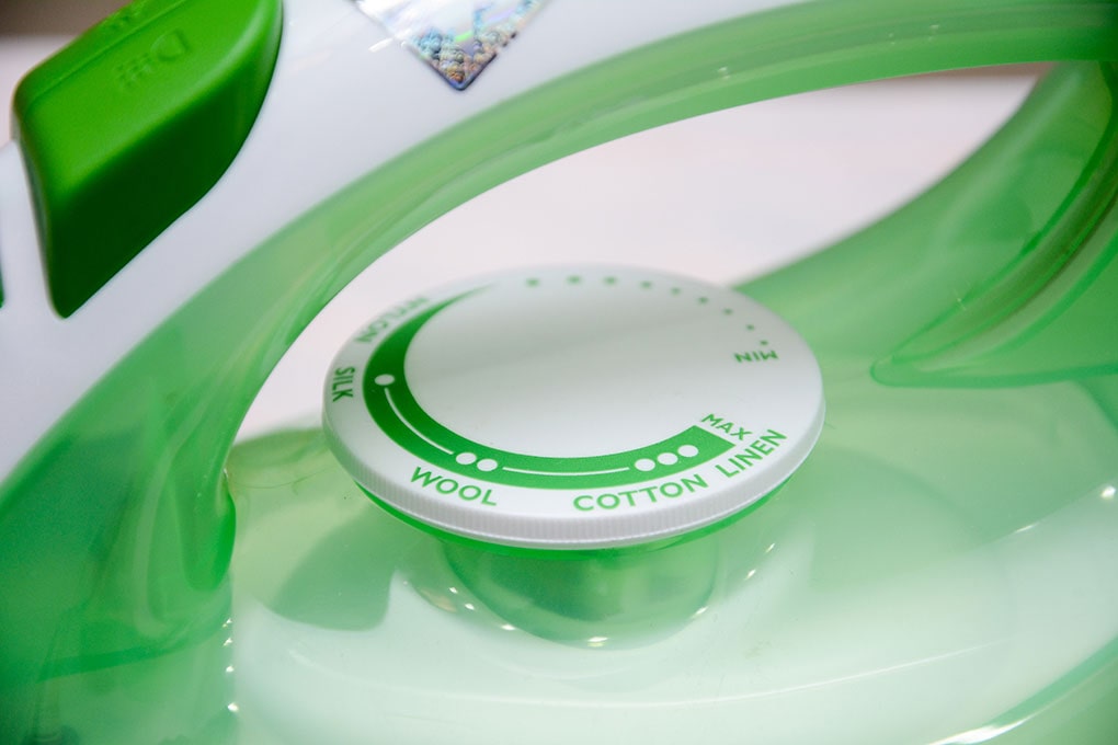 Bàn là hơi nước Philips GC1020 1800W
