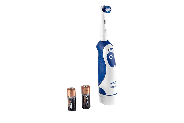 Bàn chải đánh răng pin Oral-B Pro Health DB4510