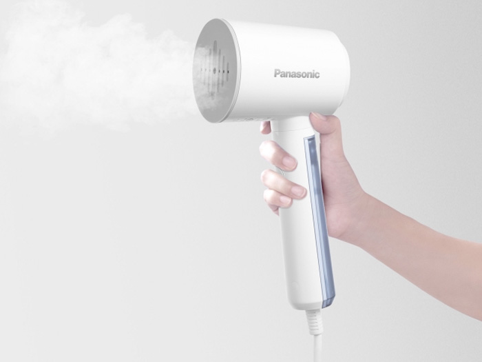 Bàn là hơi nước cầm tay 1300W Panasonic NI-GHD015WRA