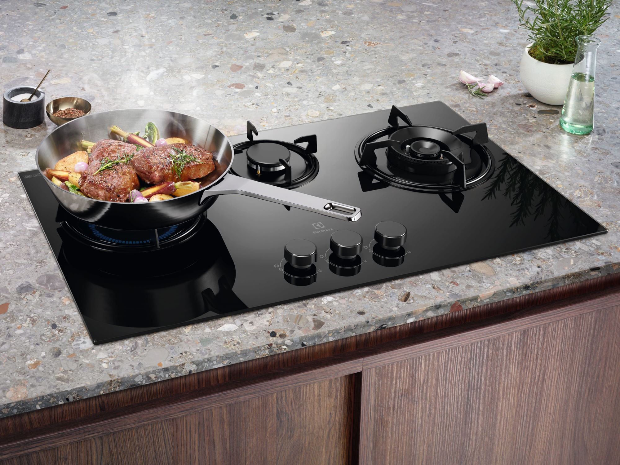 Bếp gas âm kính Electrolux EHG7303BF