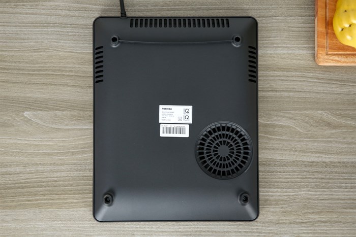 Bếp từ cảm ứng Toshiba IC-20R2SV (kèm lẩu)