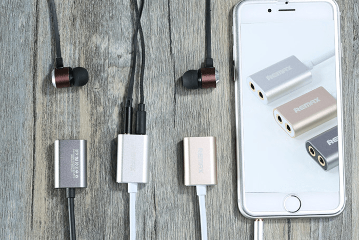 Bộ jack chia tai nghe và mic Remax RL-S20