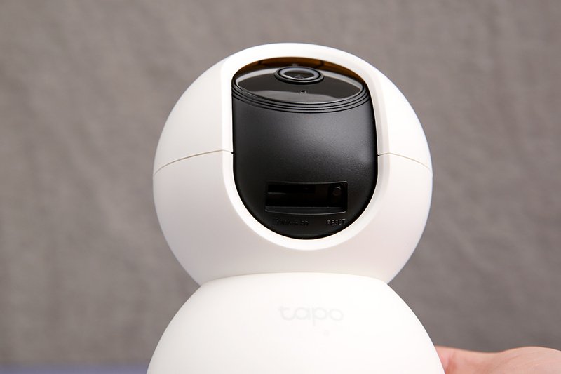 Camera TPLink Tapo C200 (2MP, đàm thoại, quay quét)