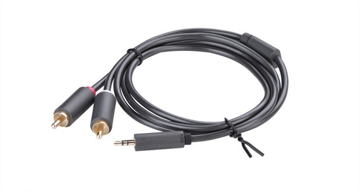 Cáp audio 1 ra 2 RCA (hoa sen) 1.5M Ugreen UG-10511