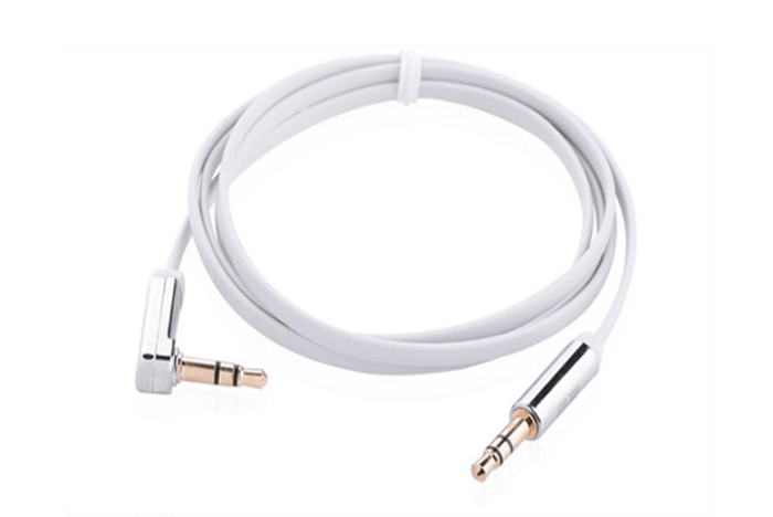Cáp Audio 3.5mm 0.5M đầu bẻ góc 90 độ Ugreen Ugreen UG-10756