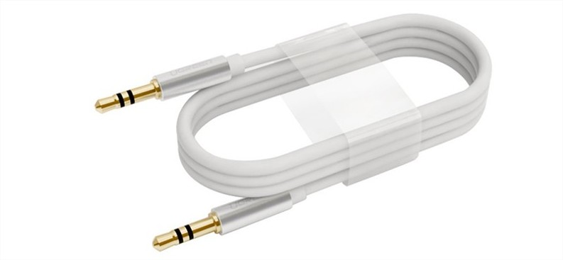 Cáp Audio 3.5mm dây tròn 0,5M Ugreen UG-10732 mạ vàng 24K