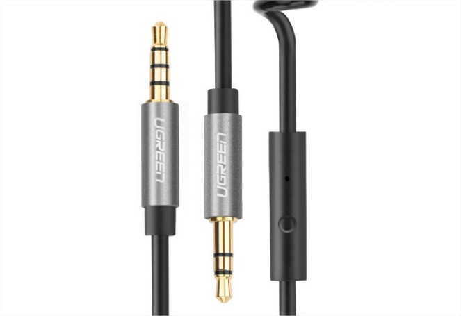 Cáp AUX lò xo Ugreen UG-20704 dài 1m có hỗ trợ Mic (Đen/Trắng)