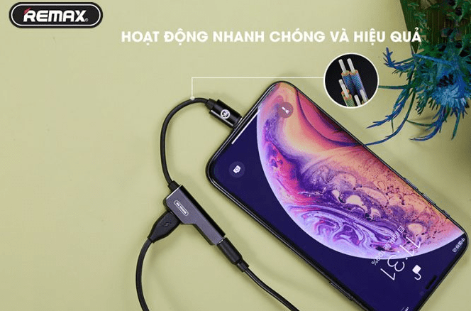 Cổng chia từ lightning sang 2 cổng Lightning WK WDC-071i Wolim (Apple-Apple)