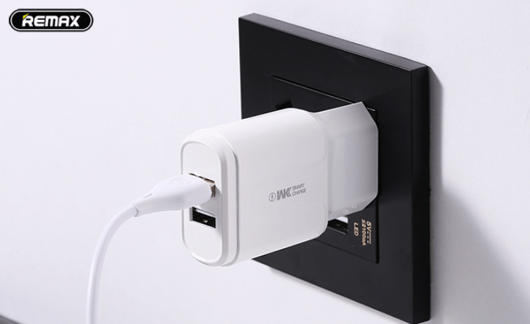 Củ sạc 2 cổng USB WK WP-U67 kèm dây cáp lightning