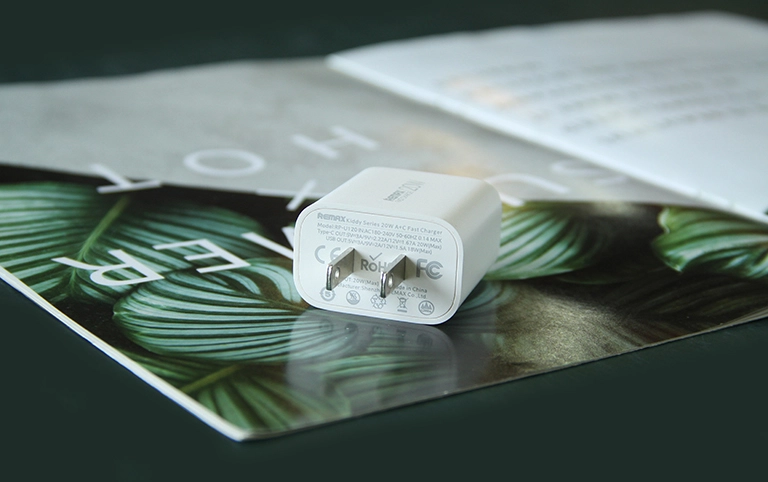Củ sạc nhanh REMAX QC 3.0+ PD 20W RP- U120