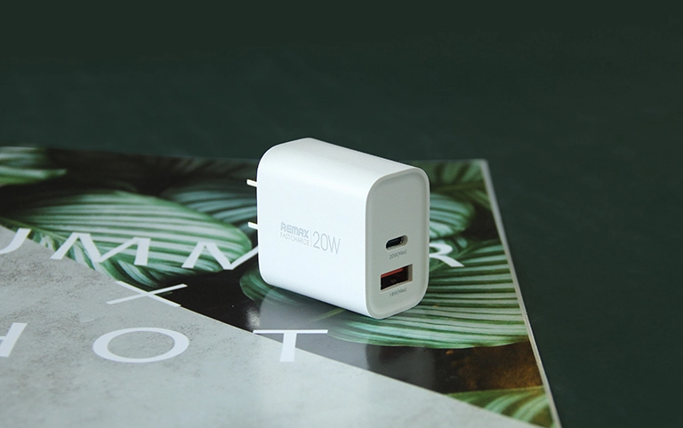 Củ sạc nhanh REMAX QC 3.0+ PD 20W RP- U120