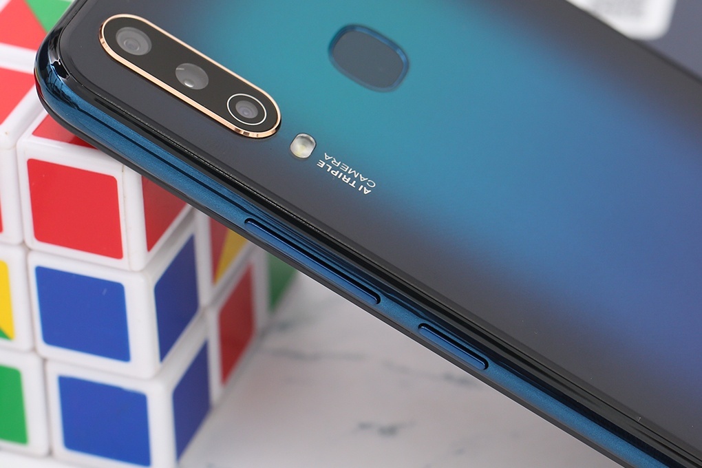 Điện Thoại VIVO 1916-U10 (4+64GB) (Xanh)