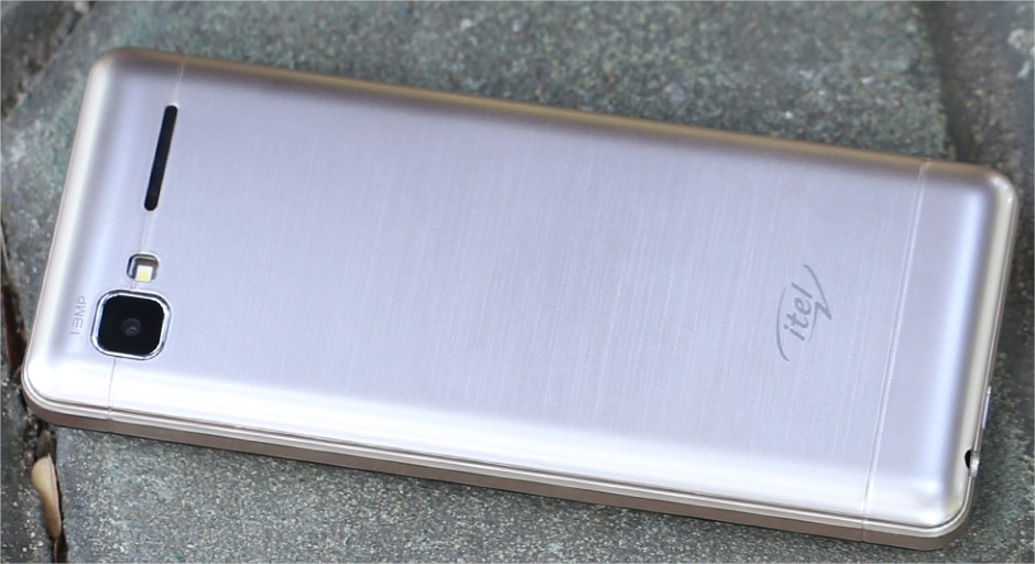 Điện thoại Itel it5311 Champagne Gold