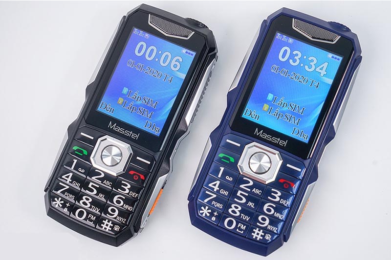 Điện thoại Masstel Play 50 Xanh