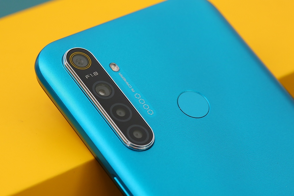Điện Thoại Realme 5i (4+64Gb) - RMX2032 Xanh nước biển