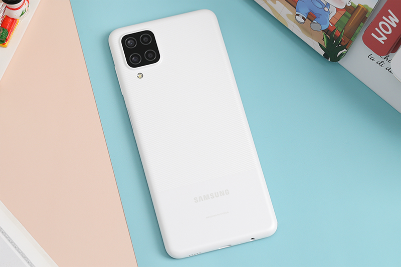 Điện thoại Samsung Galaxy A12 SM A127F White (Exynos850)