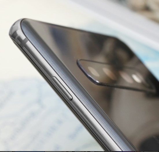 Điện thoại Samsung Galaxy S10 Plus (DM)