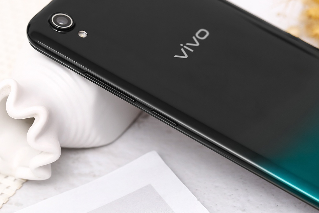 Điện thoại Vivo 2015-Y1s (2+32GB) Đen Xanh