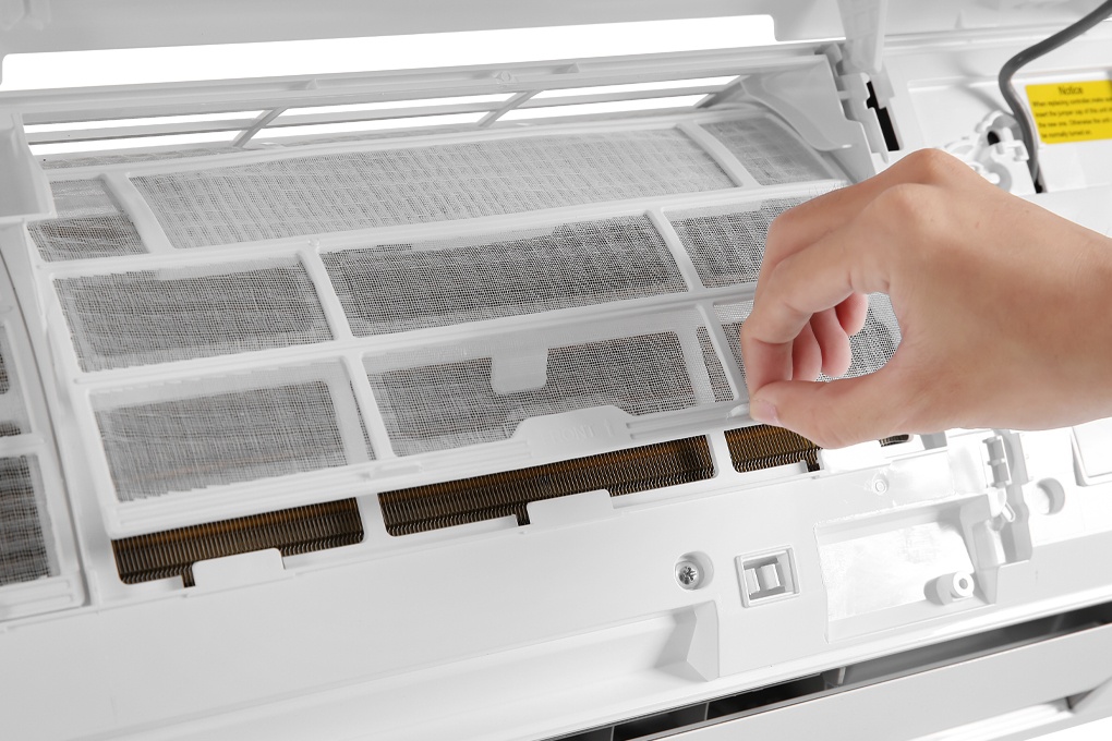 Điều hòa Gree 2 chiều 12000BTU GWH12KC-K6N0C4