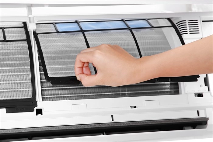 Điều hòa Toshiba 1 Chiều Inverter 24000 BTU/ 2.5 HP RAS-H24E2KCVG-V