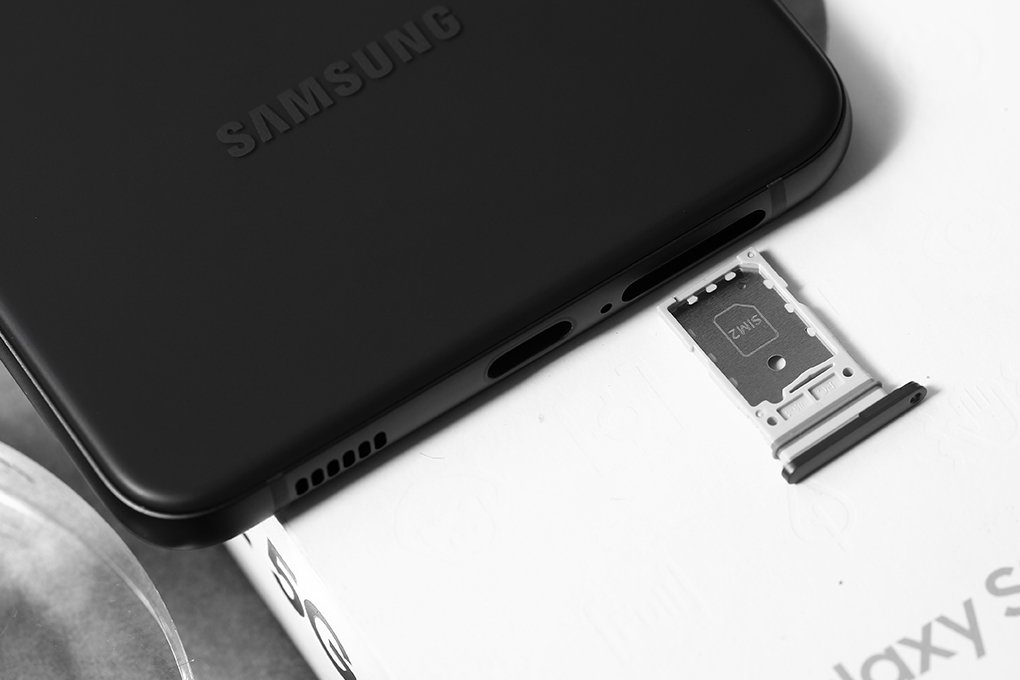 Điện thoại Samsung Galaxy S21 FE 5G (8+256G) G990E Xám Graphite