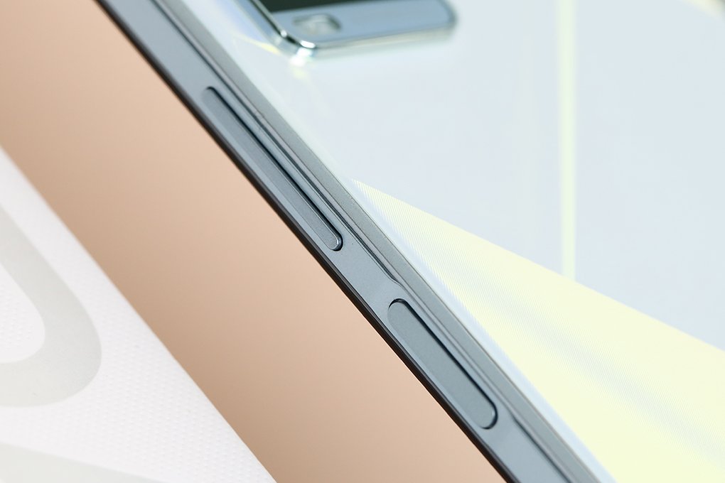 Điện thoại Vivo V2111 - Y21 (4+64Gb) Trắng
