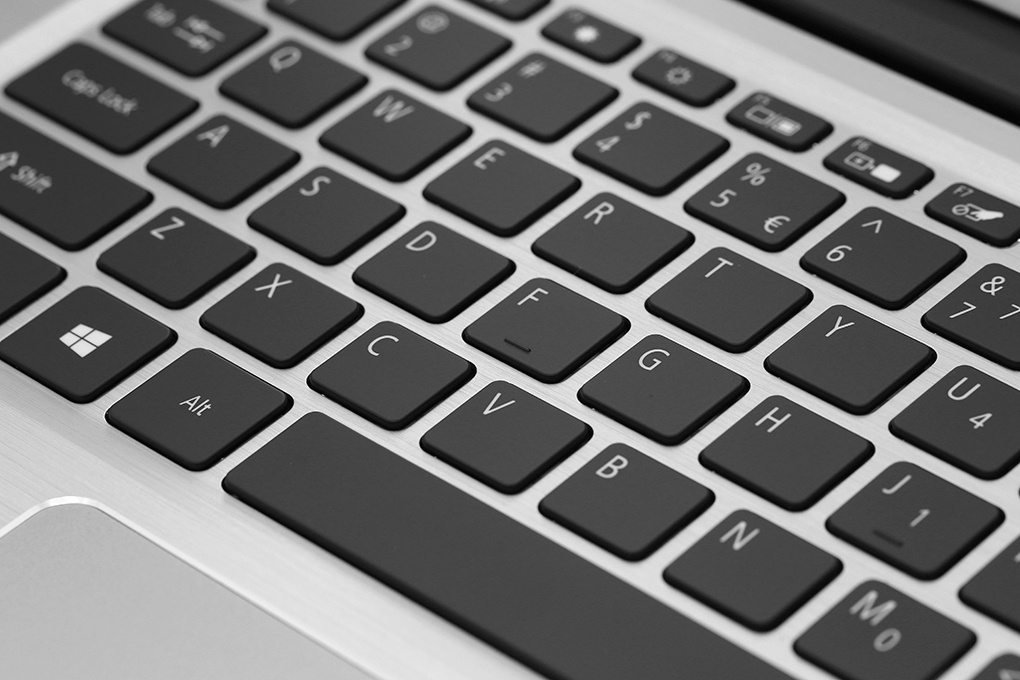 Laptop Acer Swift SF314-56-38UE(NX.H4CSV.005)