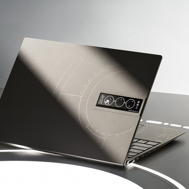 Laptop Asus Zenbook UX5401ZAS-KN070W Xám