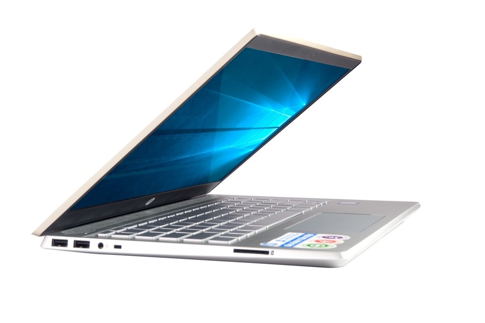 Laptop HP Pavilion 14-ce1014TU 5JN05PA