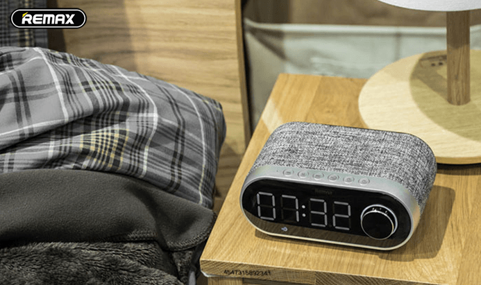 Loa Bluetooth kiêm đồng hồ báo thức Remax RB-M26