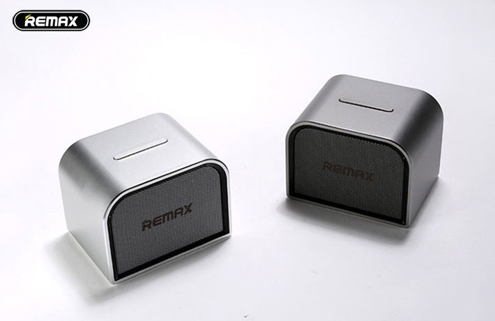 Loa Bluetooth Remax RB-M8 Mini Bạc