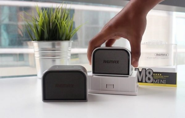 Loa Bluetooth Remax RB-M8 Mini Bạc