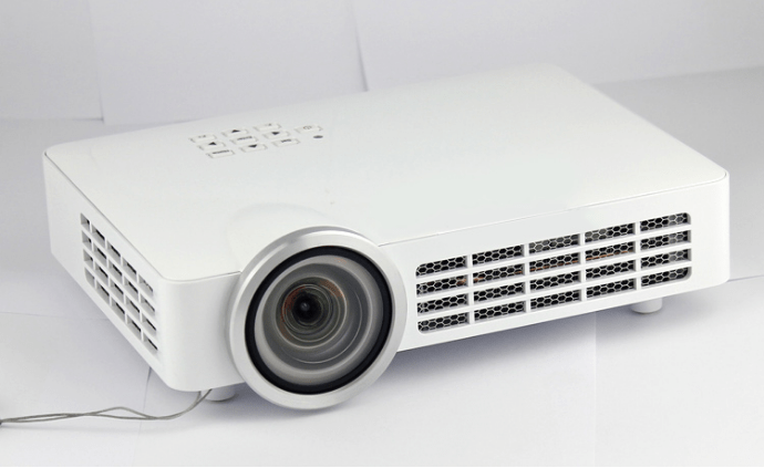 Máy chiếu LED siêu gần BullPro DLP500 - Wifi, Bluetooth, Hỗ trợ Full HD1080P