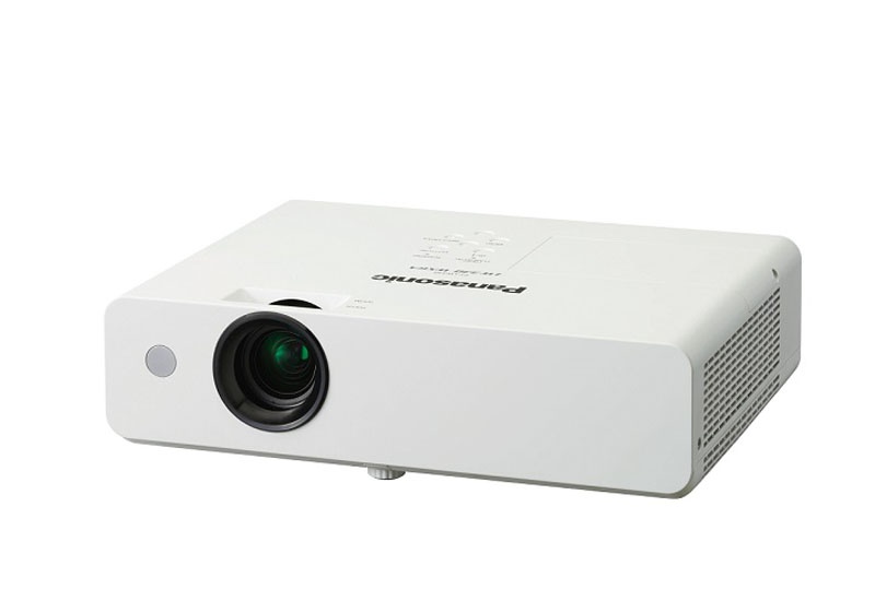 Máy chiếu Panasonic PT-LB330-LCD