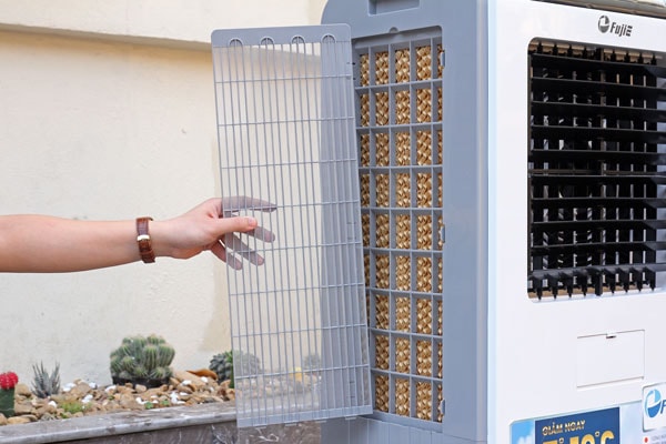 Máy làm mát FujiE AC-602N Có Điều khiển
