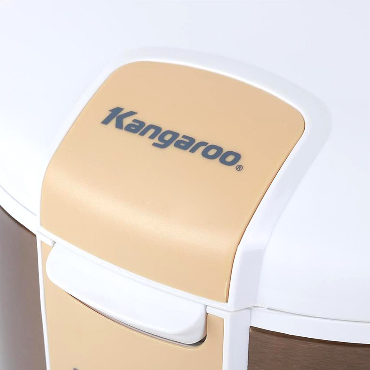 Nồi cơm điện 1,8l Kangaroo KG569