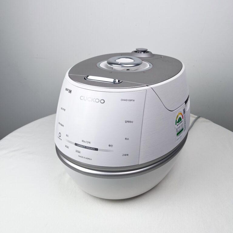 Nồi cơm điện cao tần lòng nồi inox 1,8L Cuckoo CRP-CHAS109FW-Korea