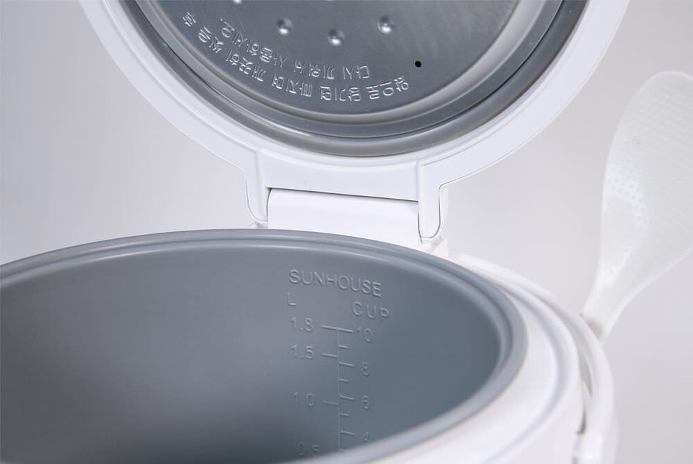 Nồi cơm điện Sunhouse 1,8 lít SHD8661
