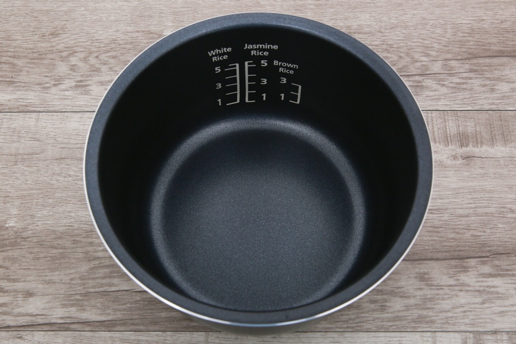 Nồi cơm điện tử 1L Panasonic 1L SR-CL108WRA/M
