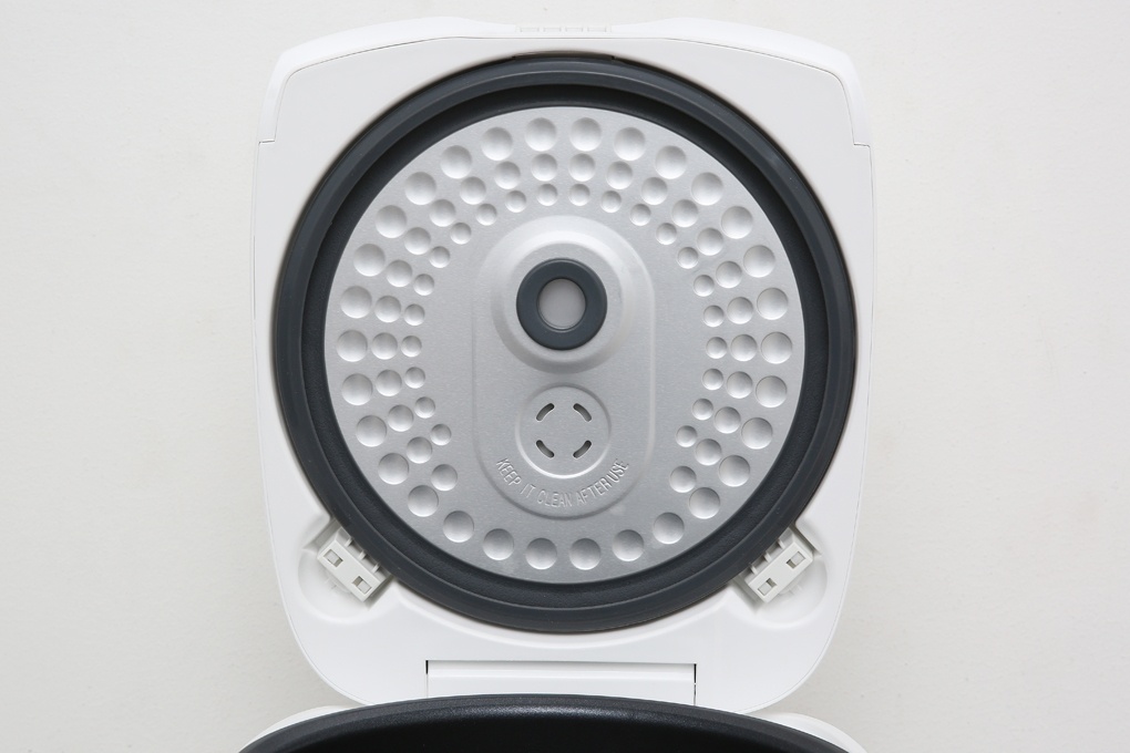 Nồi cơm điện tử 1L Panasonic 1L SR-CL108WRA/M