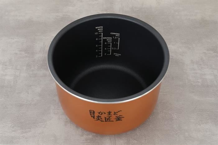 Nồi cơm điện tử 1,8L Toshiba RC-18DR5UVN(W)