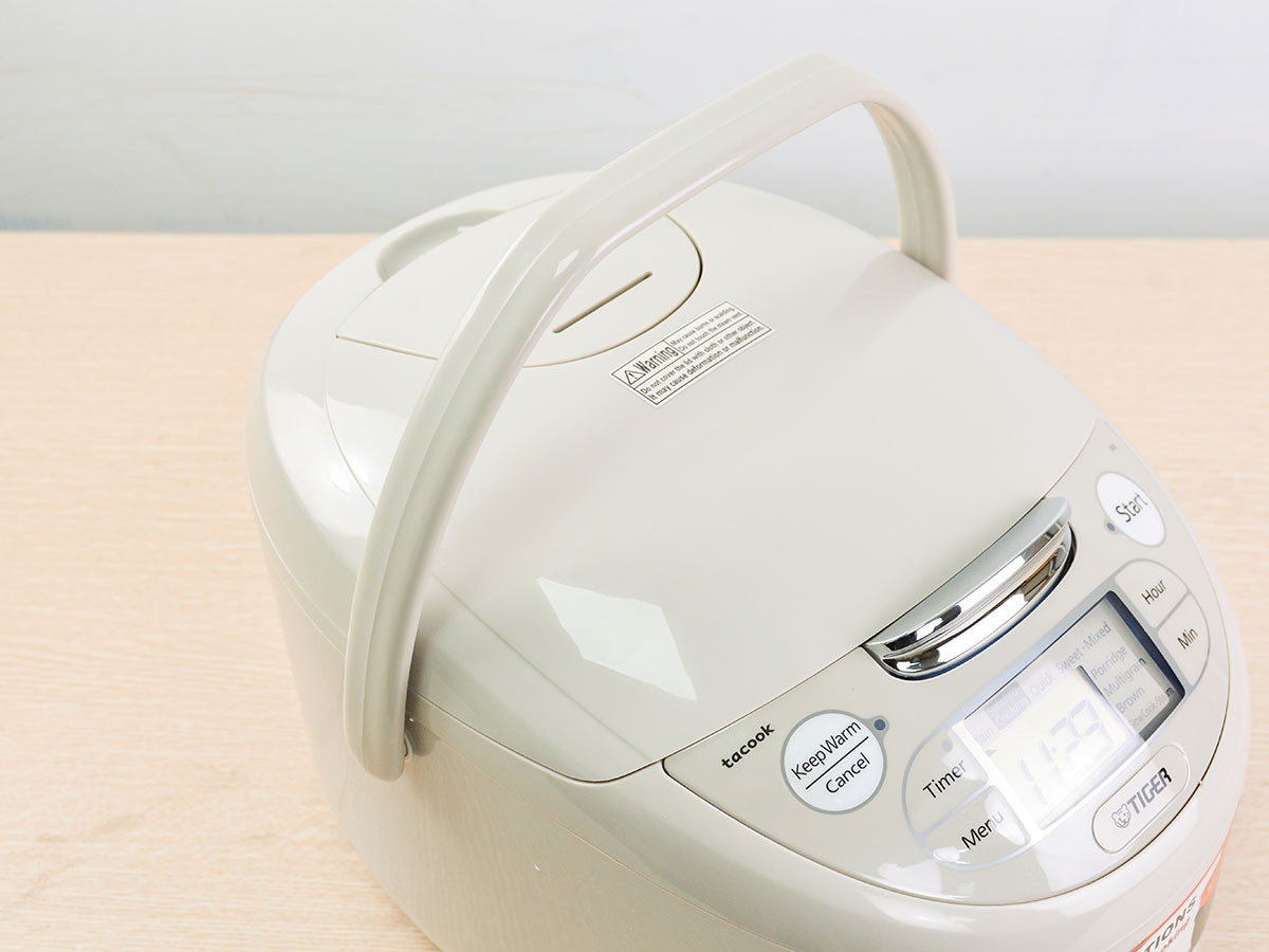Nồi cơm điện tử 1L Tiger JAX-R10-Japan