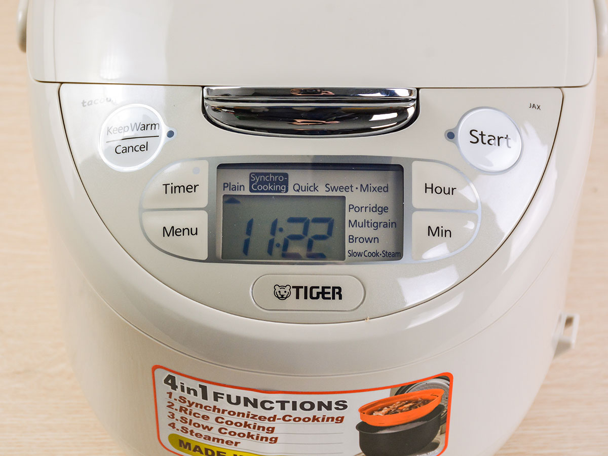 Nồi cơm điện tử 1L Tiger JAX-R10-Japan