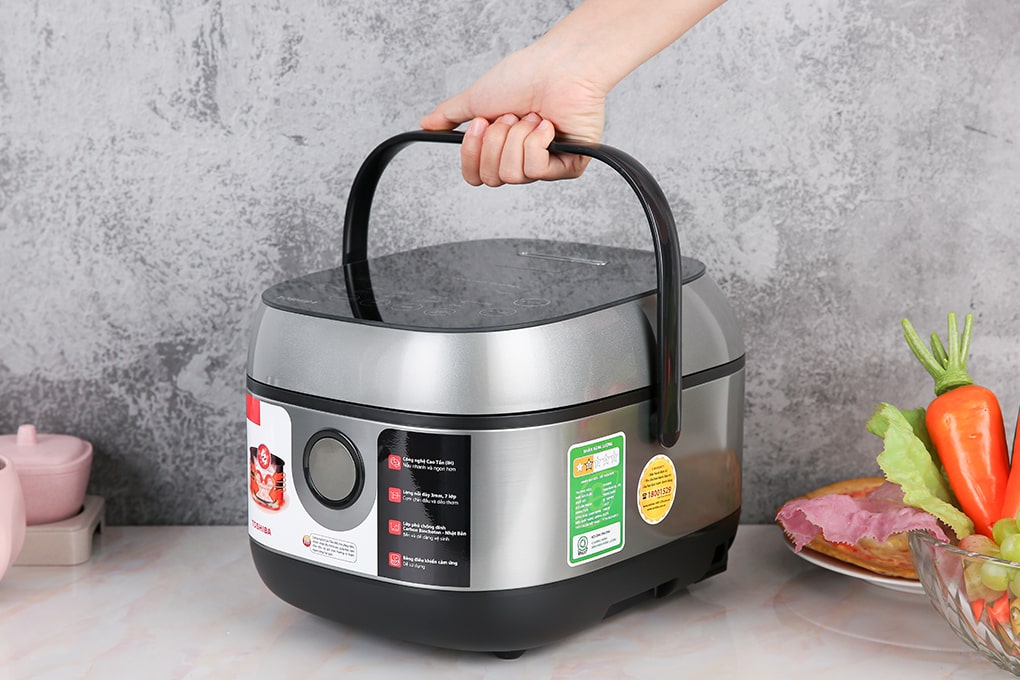 Nồi cơm điện tử cao tần 1.8L Toshiba RC-18IP1PV