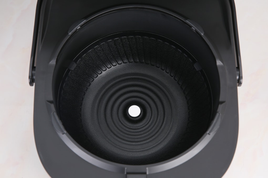 Nồi cơm điện tử cao tần 1.8L Toshiba RC-18IX1PV