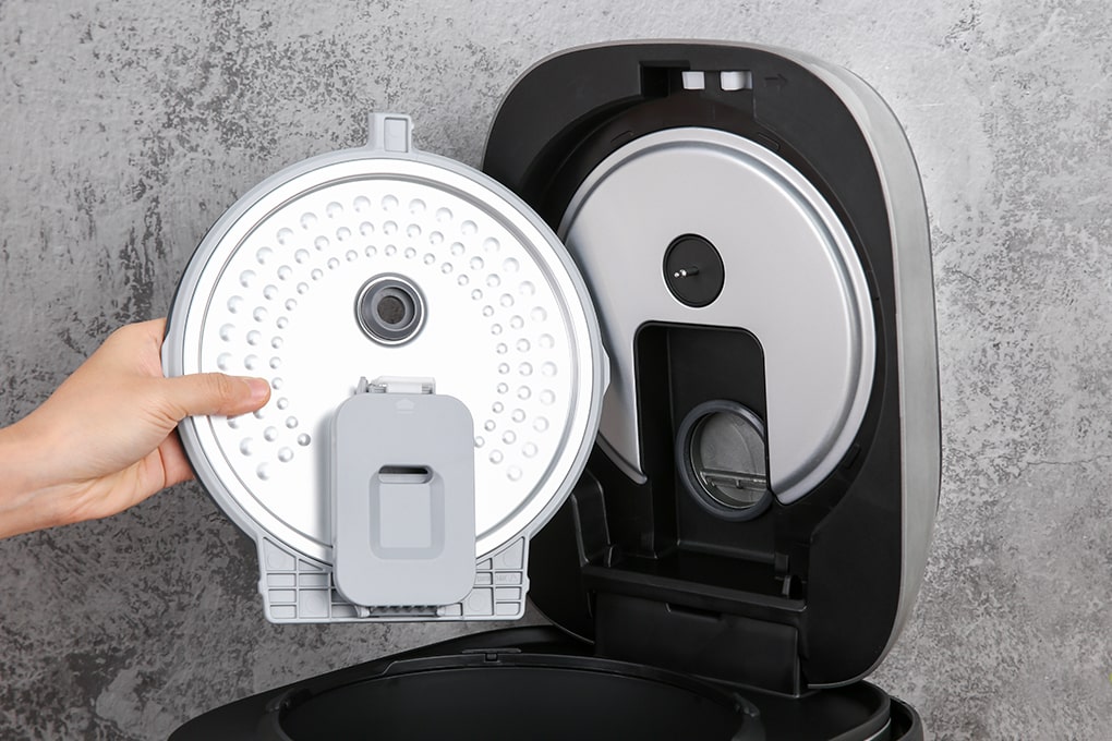 Nồi cơm điện tử cao tần 1L Toshiba RC-10IP1PV