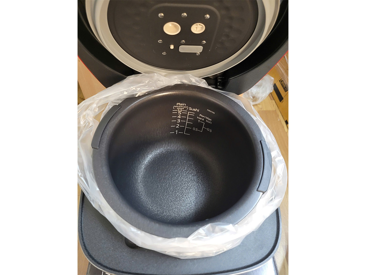 Nồi cơm điện tử cao tần áp suất 1L Tiger JPB - W10W-Japan