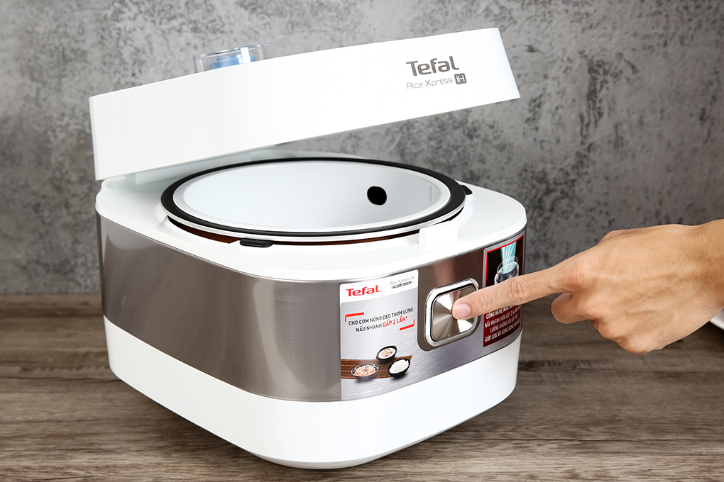 Nồi cơm điện tử cao tần lòng niêu 1.5L Tefal RK762168