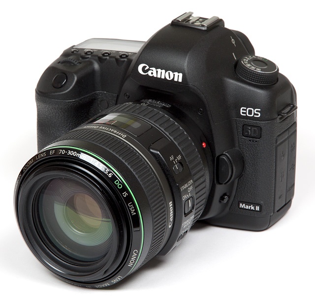 Ống kính Canon EF70-300mm f/4.5-5.6 DO IS USM (Hàng chính hãng LBM)