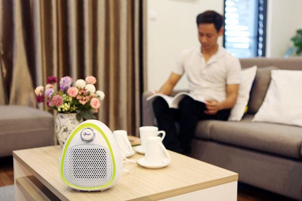 Quạt sưởi gốm mini FujiE CH-202 xanh, 1000W